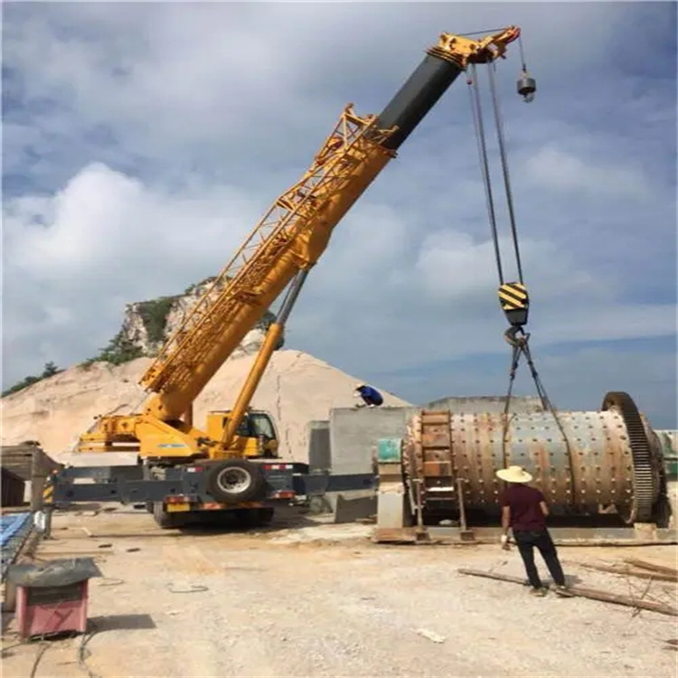 峨边吊车的运输费用是否包含在租赁费用中